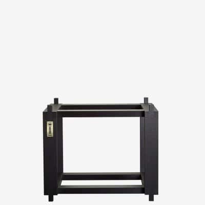 Reference Monitor 40